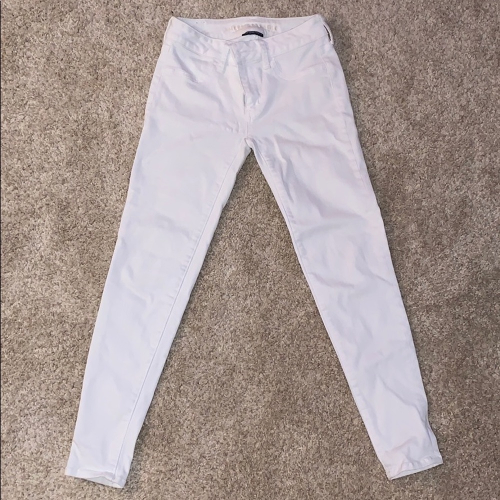 White American eagle stretchy size 0 jeans
